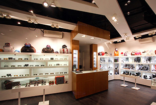 A40_ Trendy Shop (2009)